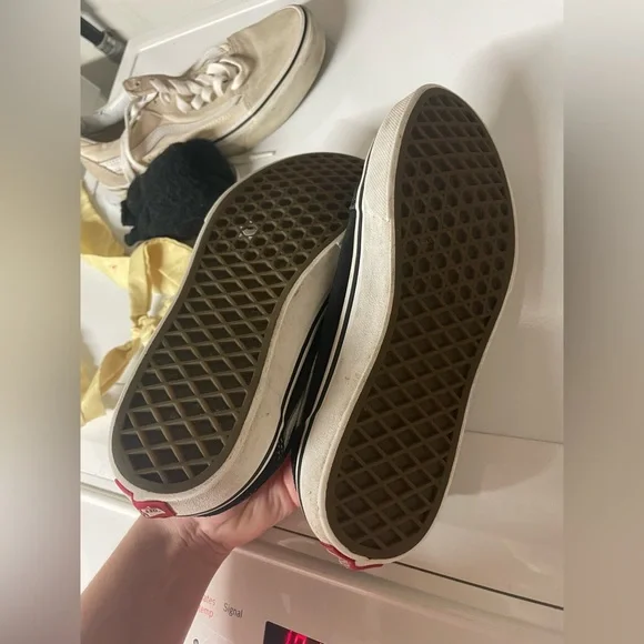 Black vans shoe size 5 youth - Picture 2 of 5